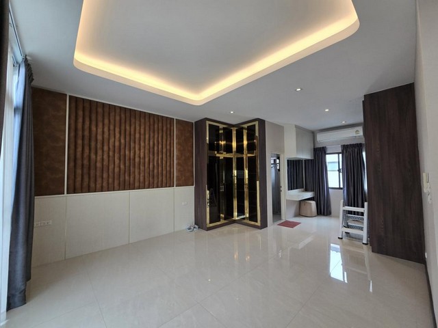 P1742 ให้เช่า โฮมออฟฟิศ Home Office โครงการ DISTRICT ดิสทริค P1742 ให้เช่า โฮมออฟฟิศ Home Office โครงการ DISTRICT ดิสทริค