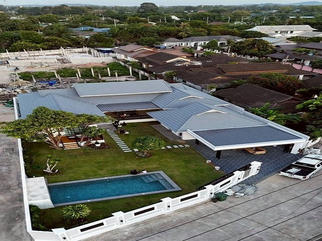 ขายพูลวิลล่าพัทยา หลังมุม สยามคันทรีคลับ พรประภานิมิตร 19 ขายพูลวิลล่าพัทยา หลังมุม สยามคันทรีคลับ พรประภานิมิตร 19