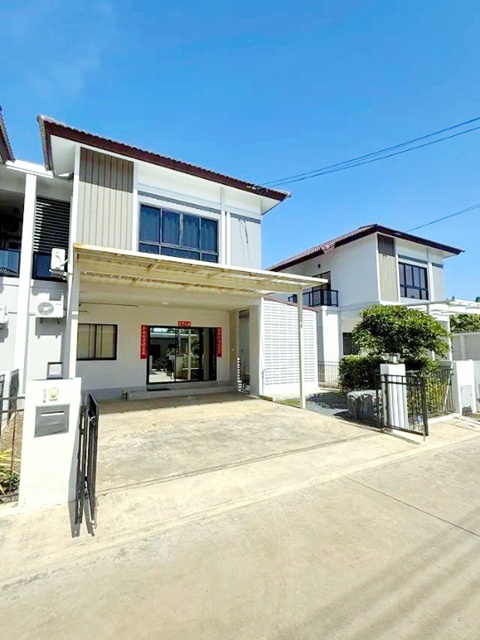 บ้าน2 ชั้น เฟอร์ ถ.รอบเมืองเชียงใหม่ 5นอน รร.สารภีพิทยาคม 2.5 กม. บ้าน2 ชั้น เฟอร์ ถ.รอบเมืองเชียงใหม่ 5นอน รร.สารภีพิทยาคม 2.5 กม.