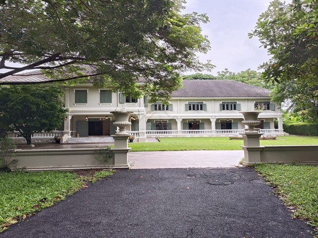 ขายบ้านเดี่ยว สไตล์เฟร้นช์โคโลเนียล 3 ไร่ครึ่ง กระทุ่มแบน สมุทรสา ขายบ้านเดี่ยว สไตล์เฟร้นช์โคโลเนียล 3 ไร่ครึ่ง กระทุ่มแบน สมุทรสา