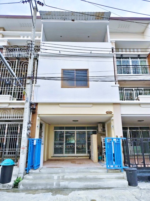 MRT ภาษีเจริญ ทาวน์โฮมหรู 3 ชั้น กำนันแม้น 9-15 ถ. สาทร-กัลปพฤก MRT ภาษีเจริญ ทาวน์โฮมหรู 3 ชั้น กำนันแม้น 9-15 ถ. สาทร-กัลปพฤก