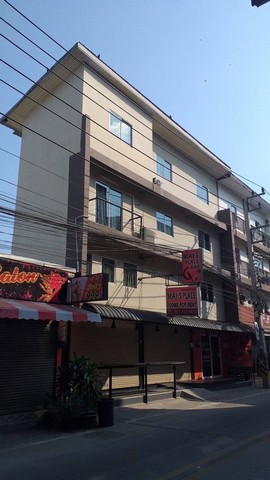 ��¡Ԩ��� Guest House �ѷ�� ��ҧ����Ҵ�����¹ ��§ 100 ����