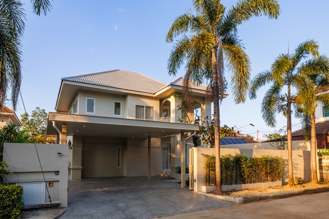 ������ Pool Villa ��� �ŧ��� ���ء�� 4 ��§���� ����������ǹ��