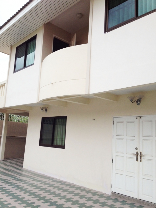 HOUSE FOR RENT 5 BEDROOM 4 BATHROOM AT SUKHUMVIT 71, PREDEE 14