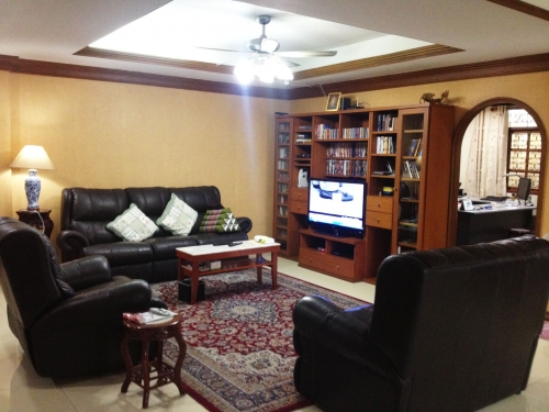 PRIVATE HOUSE FOR SALE AT SUKHUMVIT 71, PRIDI 10 READY TO MOVE IN